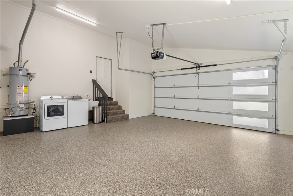 5282 Hillcrest