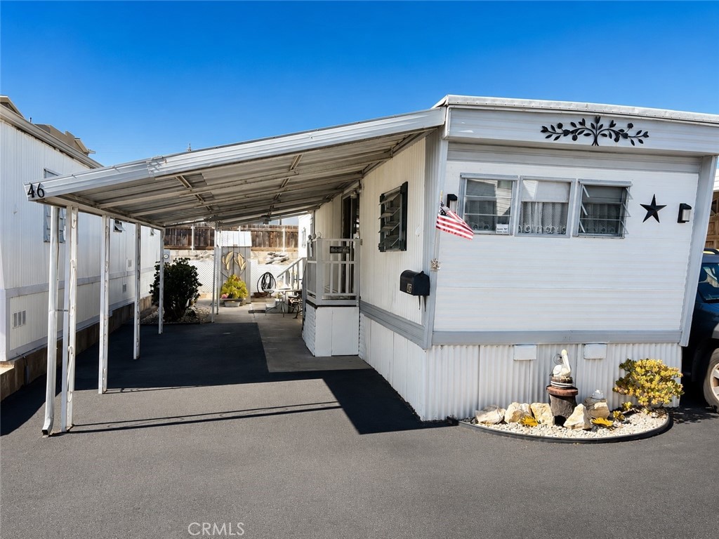 1477 W. Grand Ave 46