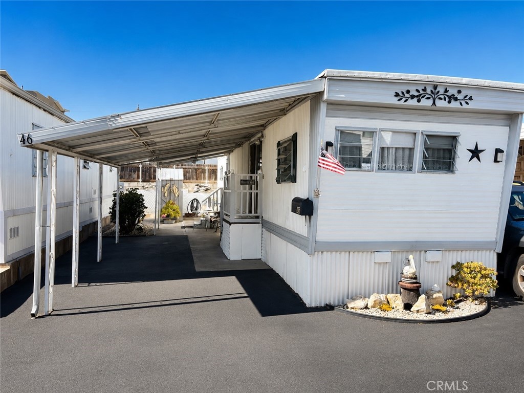 1477 W. Grand Ave 46