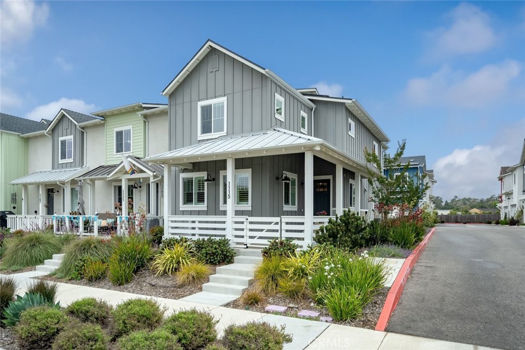 1115 Tiburon