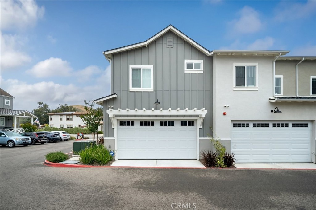 1115 Tiburon