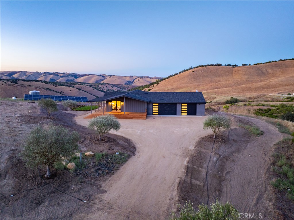 4475 Interlake