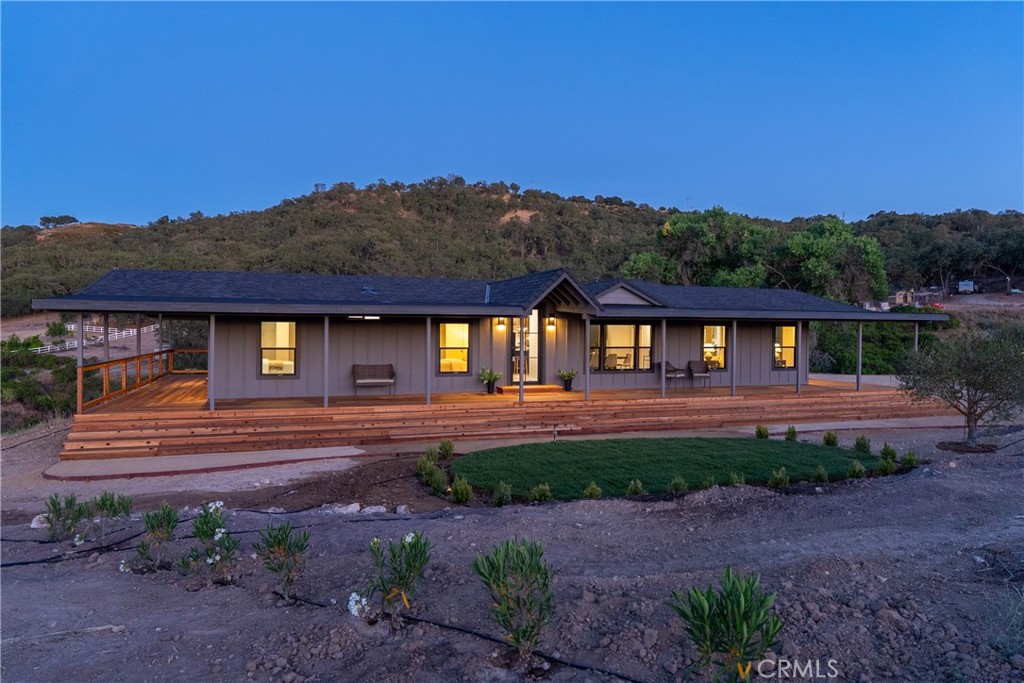 4475 Interlake