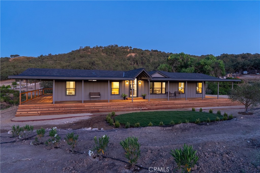 4475 Interlake