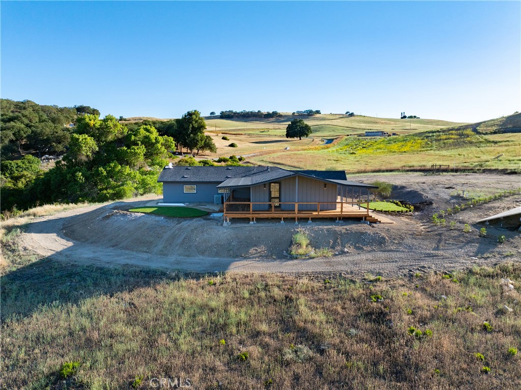 4475 Interlake