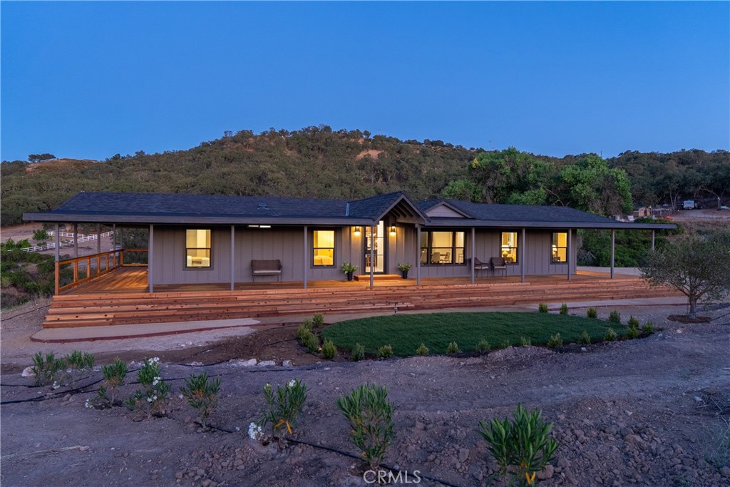4475 Interlake
