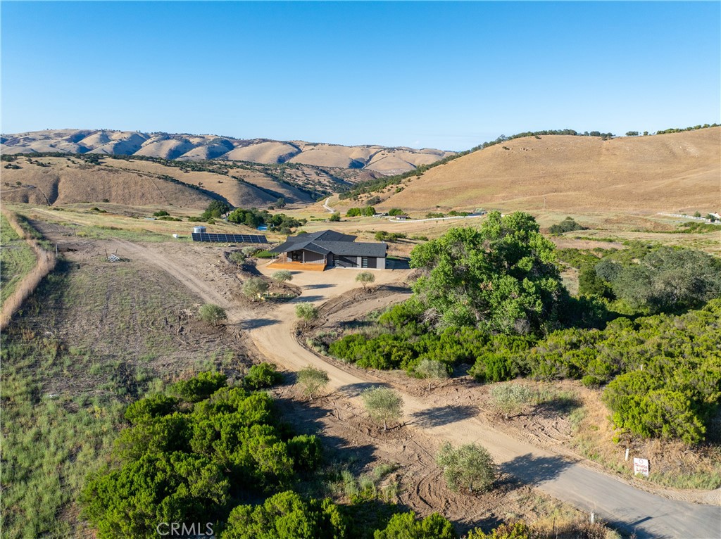 4475 Interlake