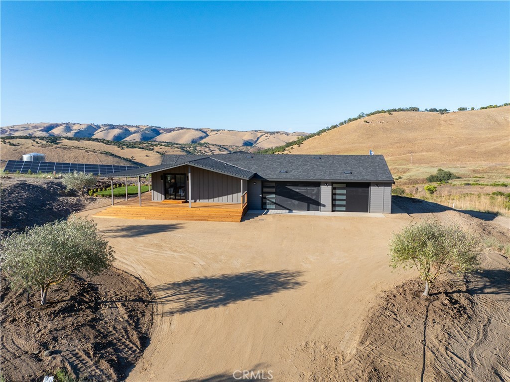4475 Interlake