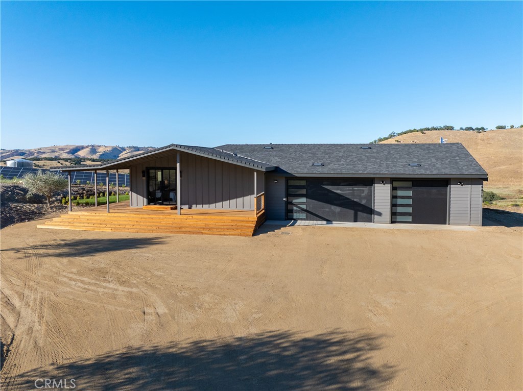 4475 Interlake