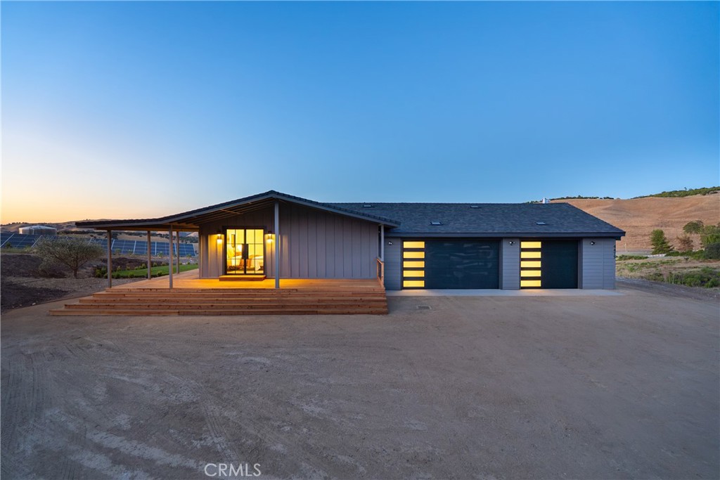 4475 Interlake