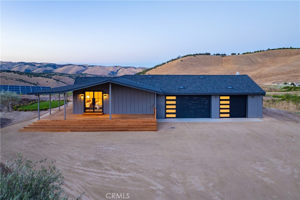 4475 Interlake