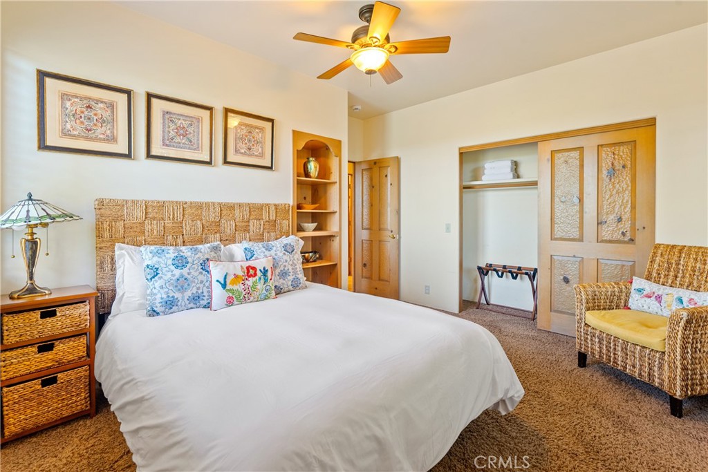 7568 Creston