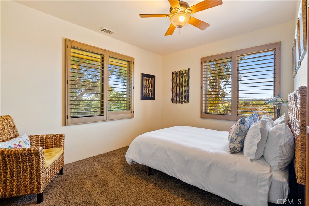 7568 Creston