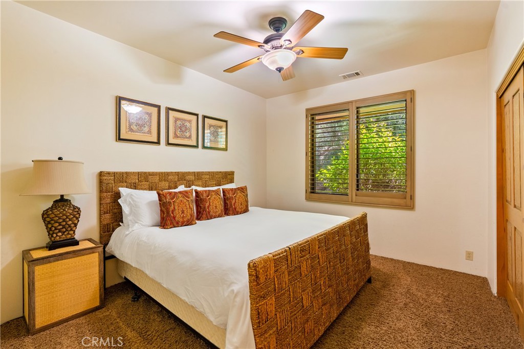 7568 Creston
