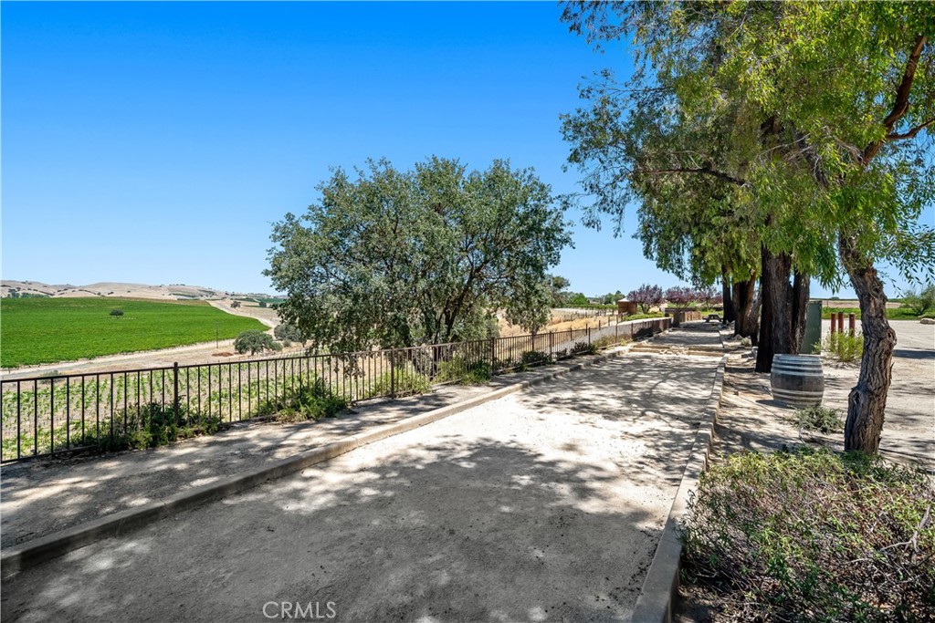 2995 Pleasant
