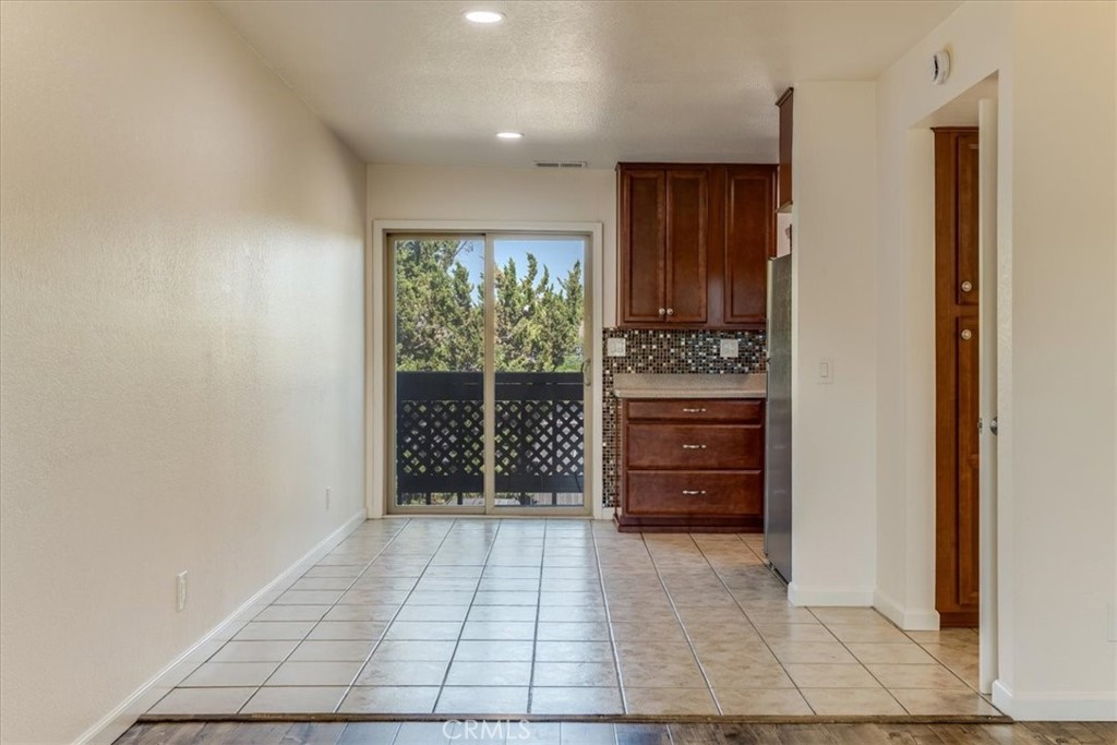 2212 Pine