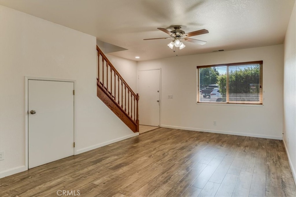 2212 Pine