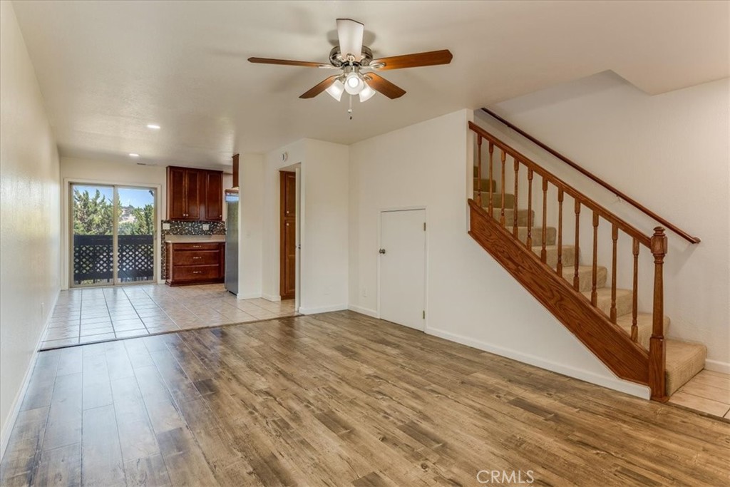 2212 Pine
