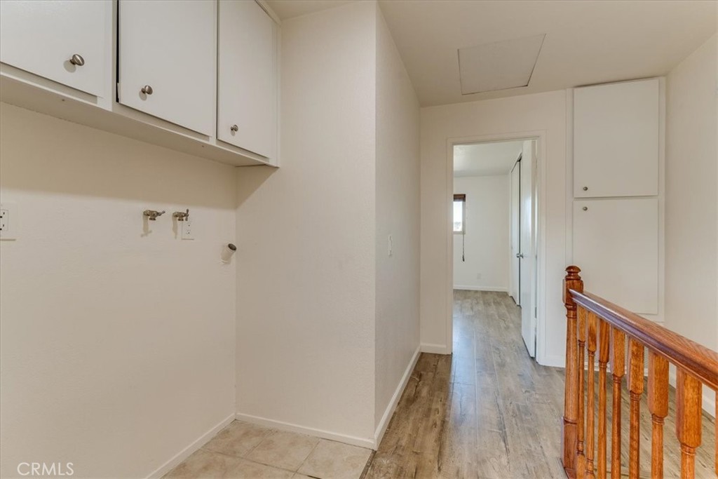 2212 Pine