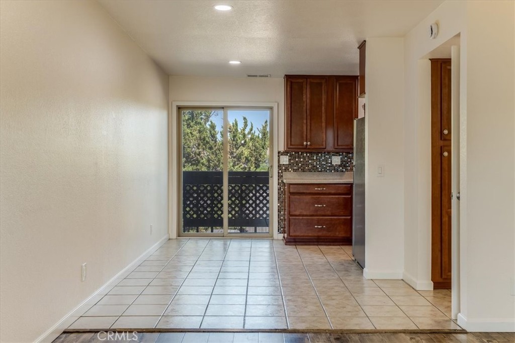 2212 Pine