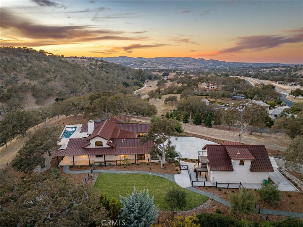 2925 Warm Springs Lane