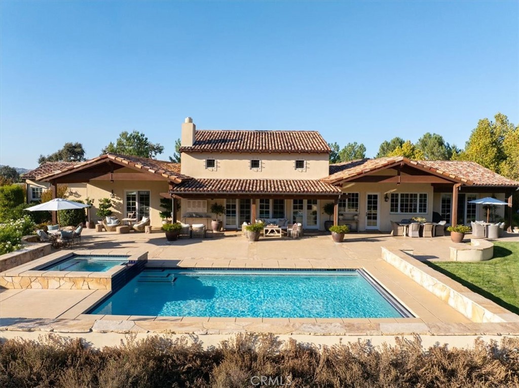 2325 Warm Springs