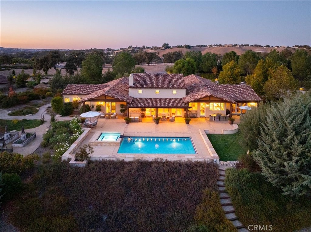 2325 Warm Springs