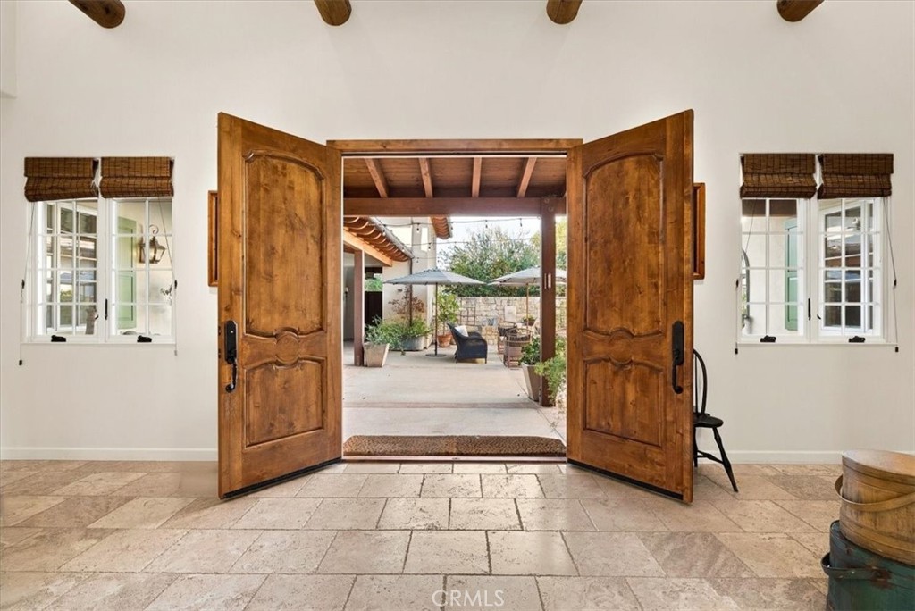 2325 Warm Springs