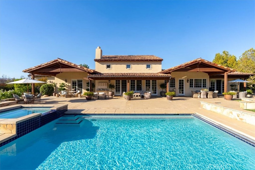 2325 Warm Springs