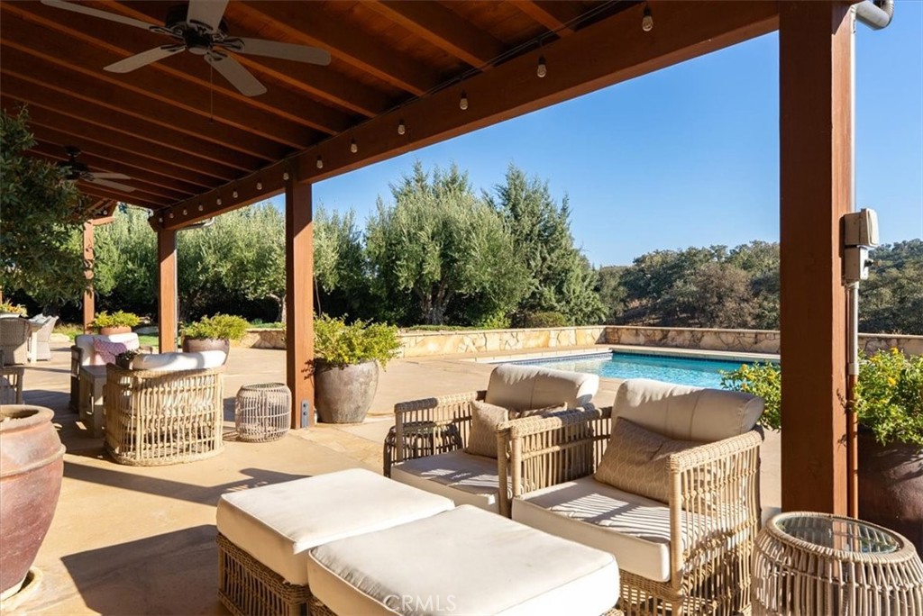 2325 Warm Springs
