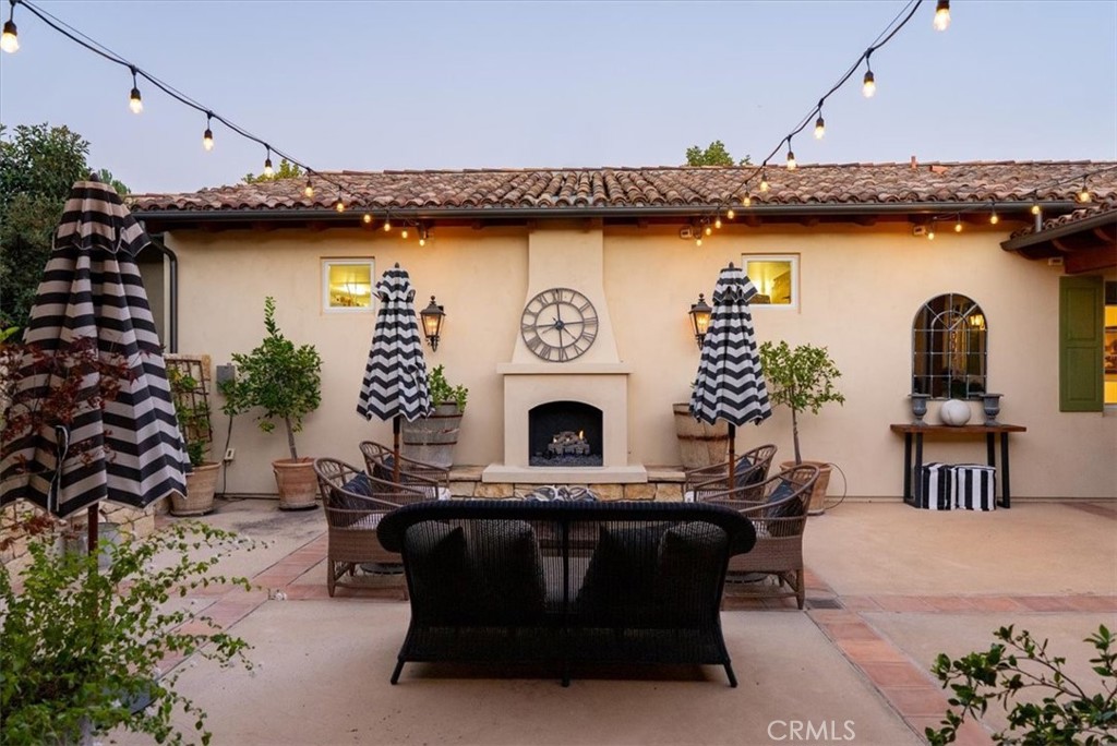 2325 Warm Springs