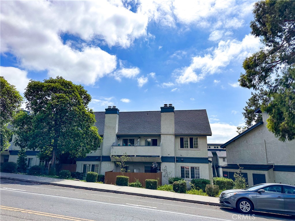 1017 Southwood Drive B