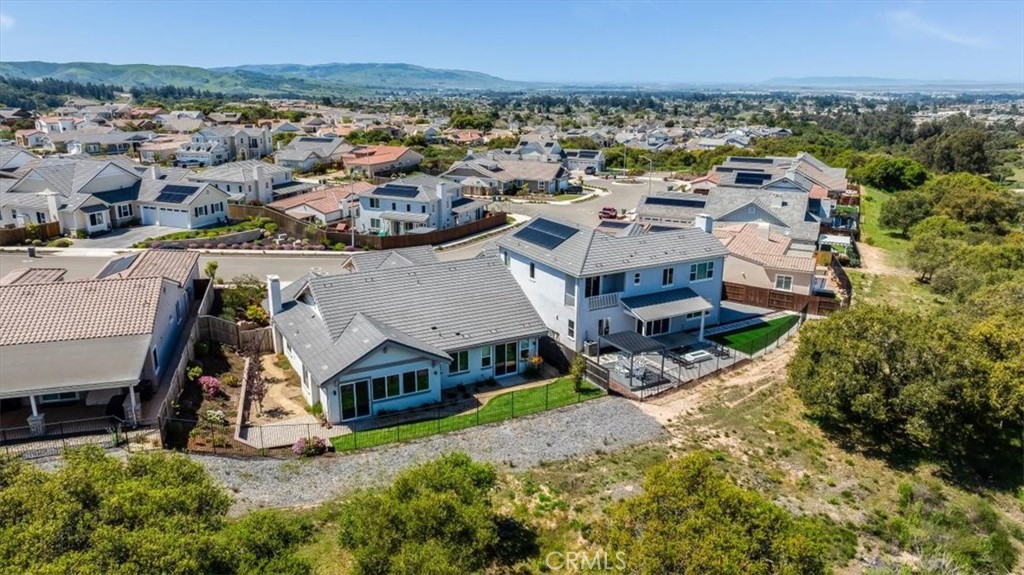 5868 Leaf Springs Place