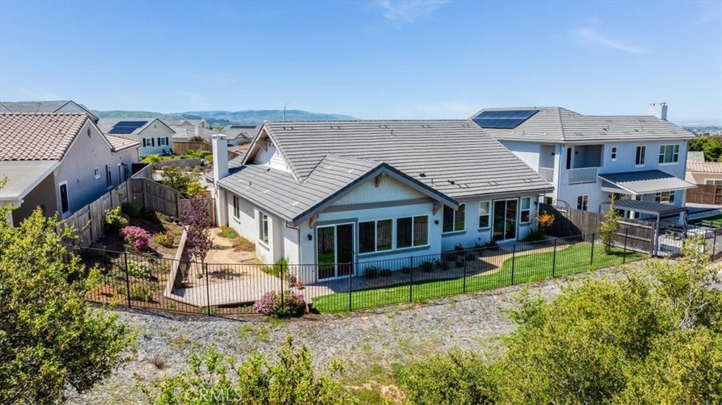 5868 Leaf Springs Place