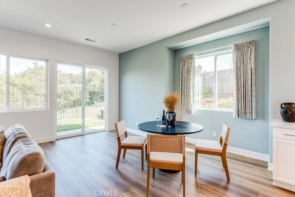 5868 Leaf Springs Place