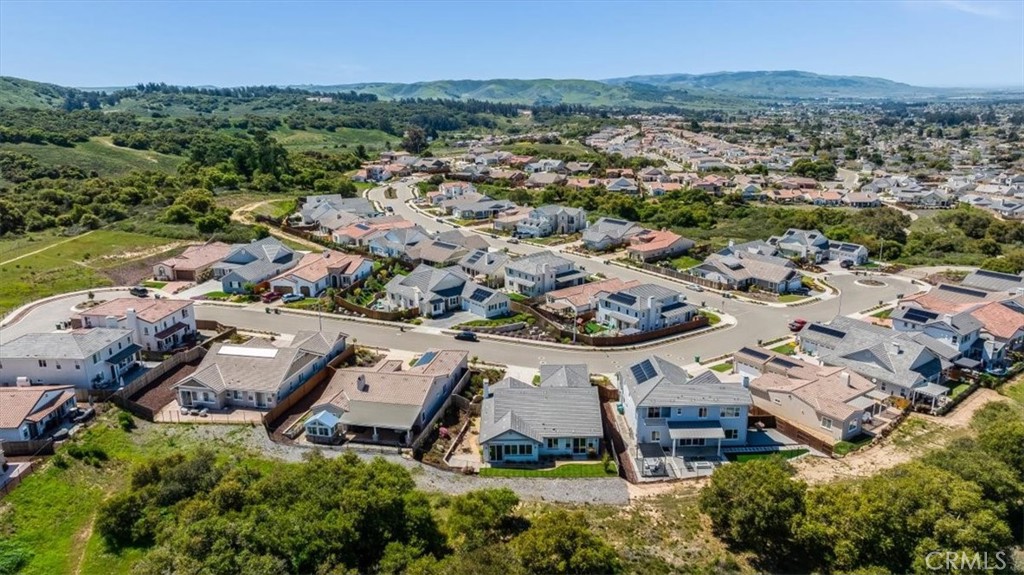 5868 Leaf Springs Place