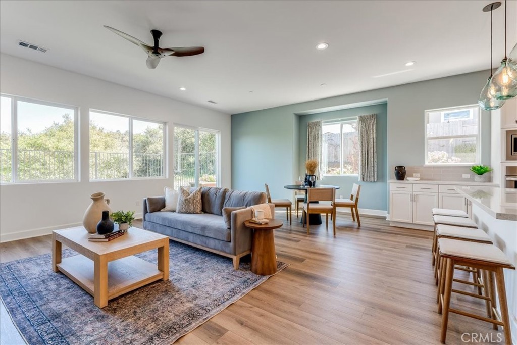 5868 Leaf Springs Place