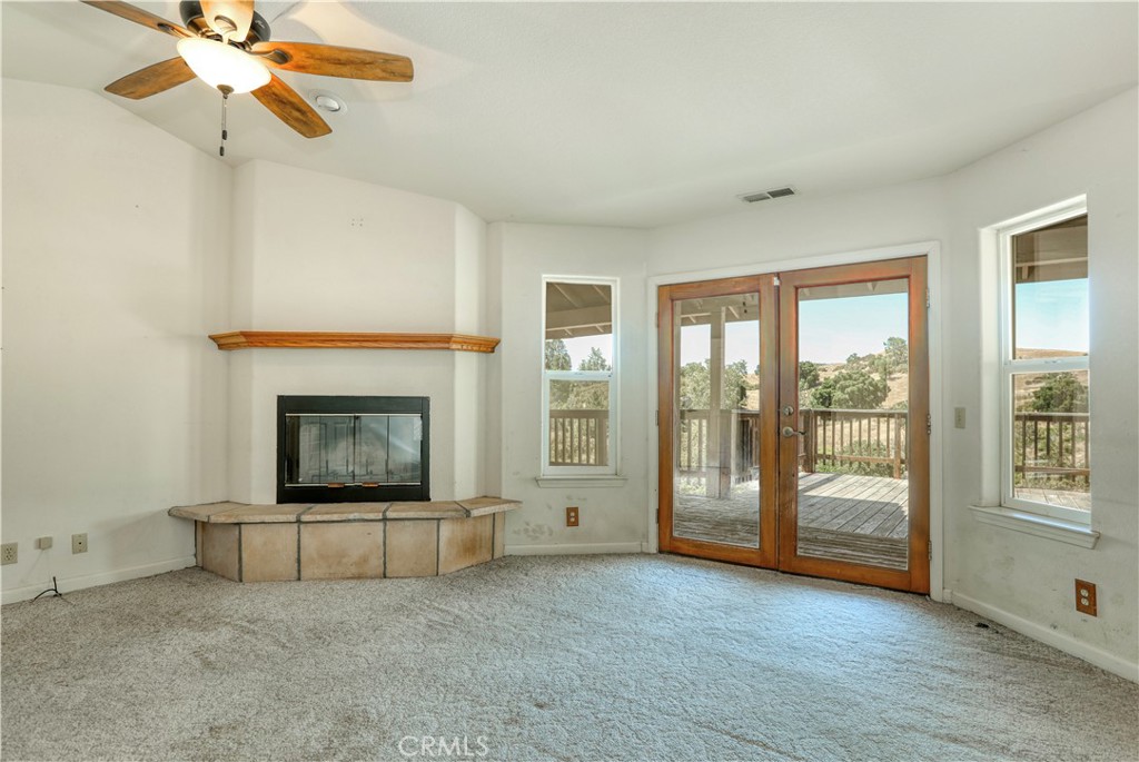 4425 Coyote Creek Lane