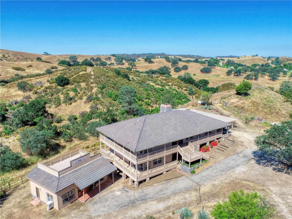 4425 Coyote Creek Lane