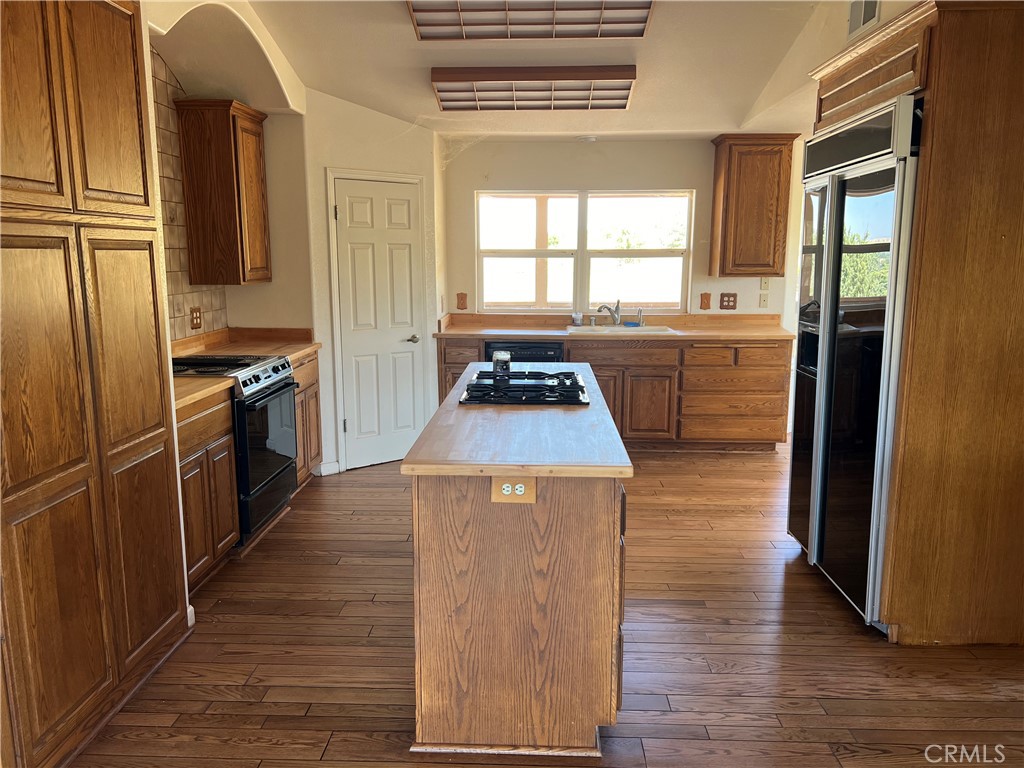 4425 Coyote Creek Lane