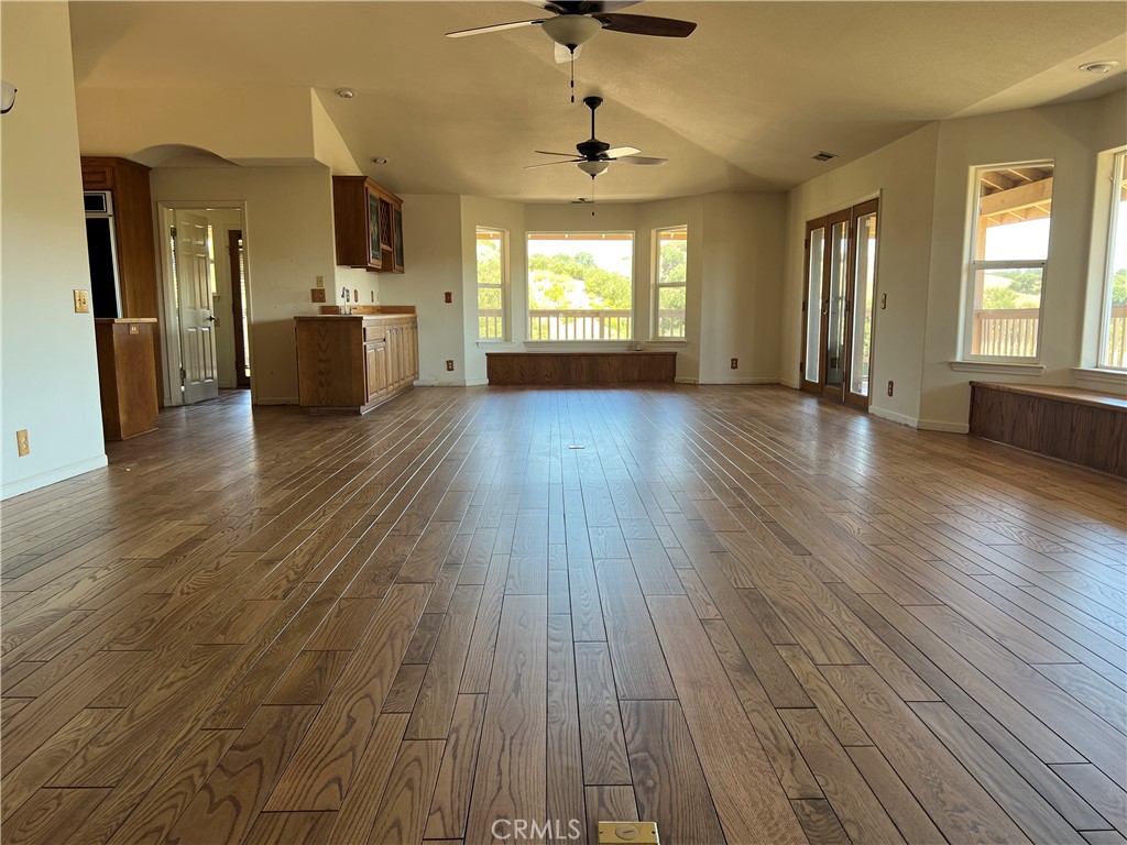 4425 Coyote Creek Lane