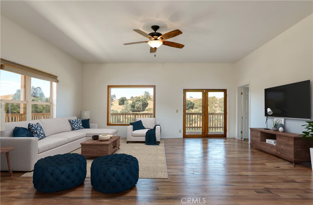 4425 Coyote Creek Lane