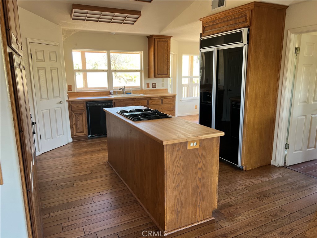 4425 Coyote Creek Lane