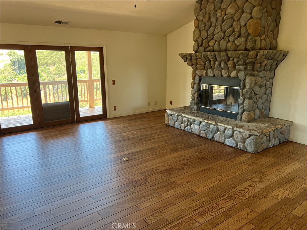 4425 Coyote Creek Lane