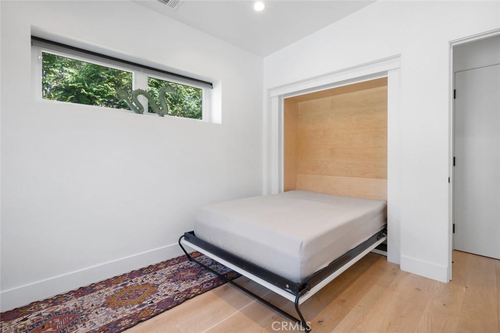 2318 Santa Ynez Avenue