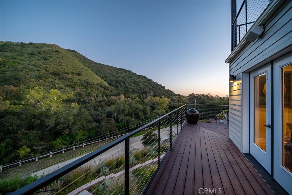 2318 Santa Ynez Avenue