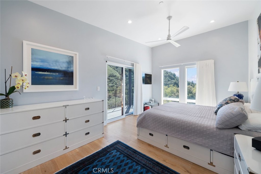 2318 Santa Ynez Avenue