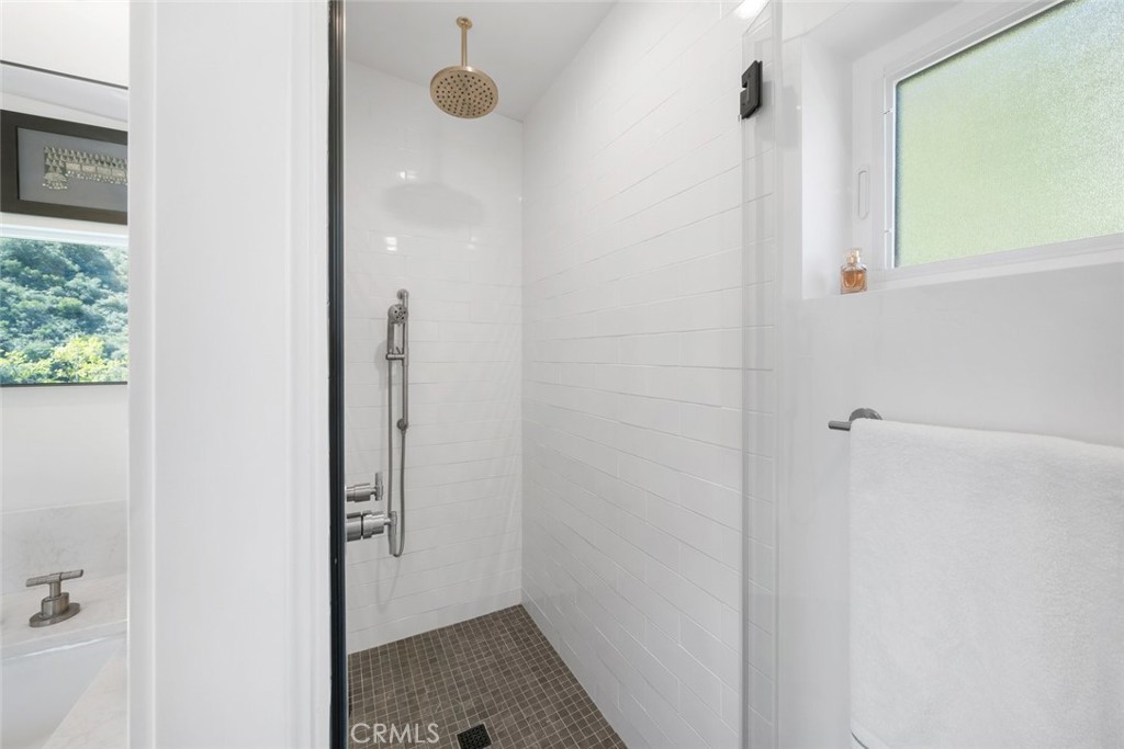 2318 Santa Ynez Avenue