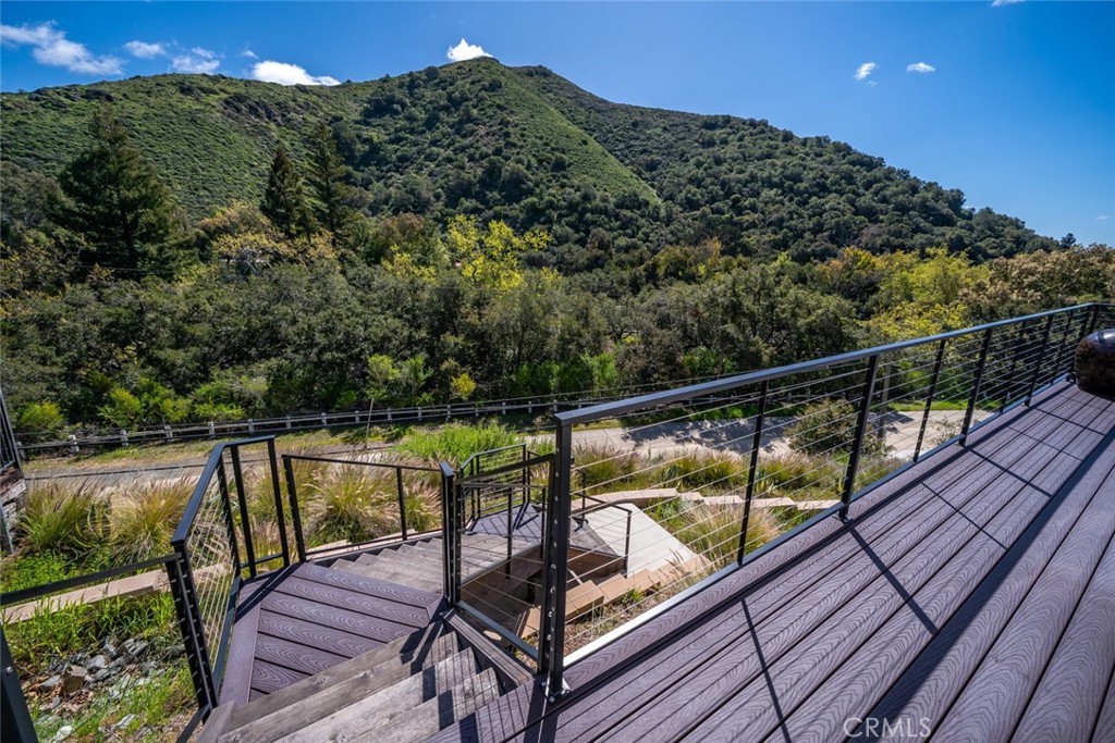 2318 Santa Ynez Avenue