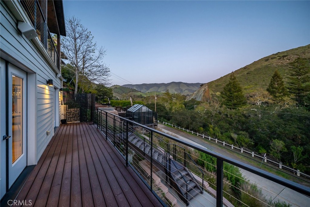 2318 Santa Ynez Avenue